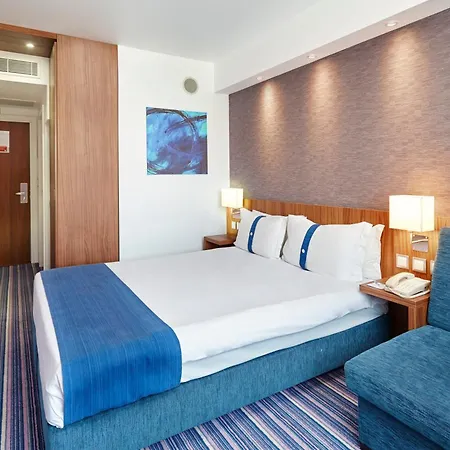 Express Lisbon Alfragide By Ihg מלון קרנקסיד