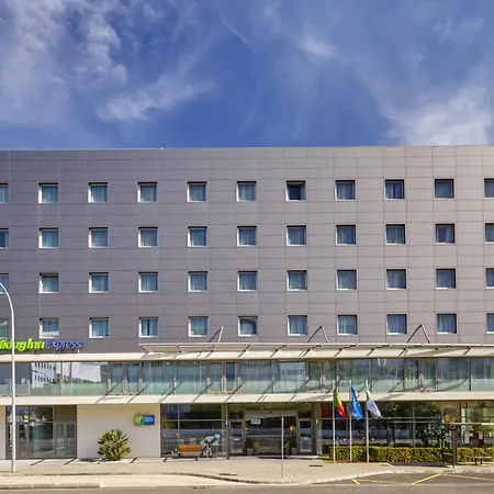 Express Lisbon Alfragide By Ihg מלון