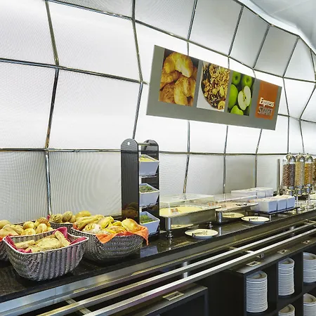 Express Lisbon Alfragide By Ihg 3* קרנקסיד