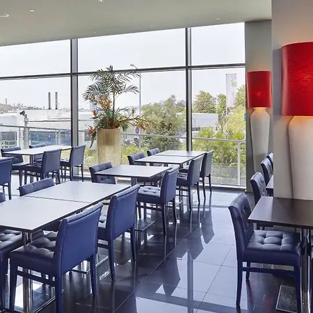 Express Lisbon Alfragide By Ihg 3*