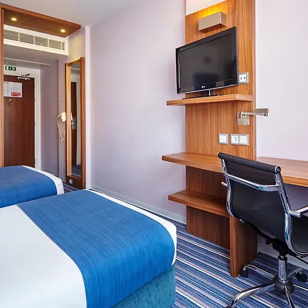 Hotel Express Lisbon Alfragide By Ihg Carnaxide