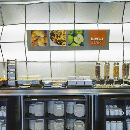 里斯本阿尔弗拉基德智选假日酒店 酒店 3*