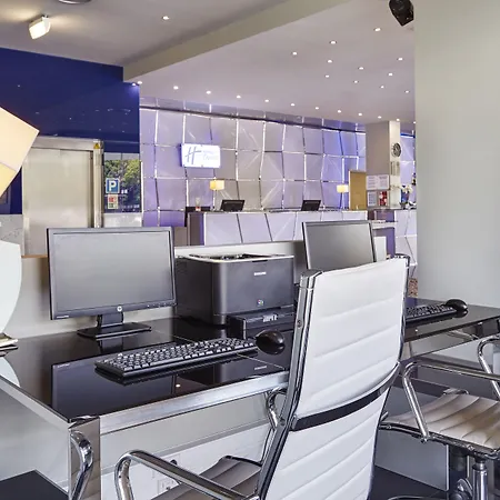 Express Lisbon Alfragide By Ihg