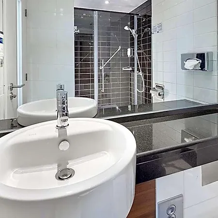 호텔 Express Lisbon Alfragide By Ihg