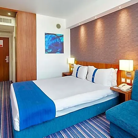 Express Lisbon Alfragide By Ihg 3*