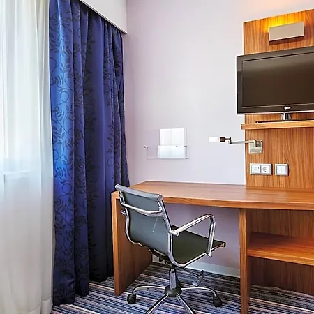 Express Lisbon Alfragide By Ihg 3*