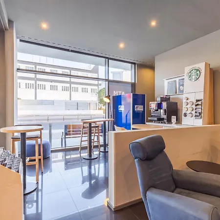Hotel Express Lisbon Alfragide By Ihg 3*