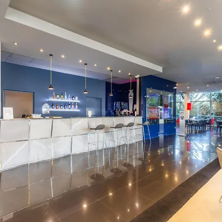 Express Lisbon Alfragide By Ihg Hotel Carnaxide