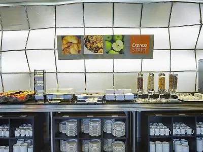 Express Lisbon Alfragide By Ihg Hotel 3*