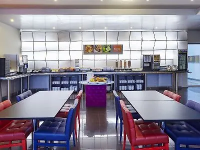 Express Lisbon Alfragide By Ihg 3*