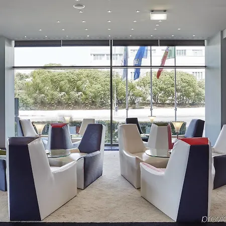 Express Lisbon Alfragide By Ihg Hotell Carnaxide