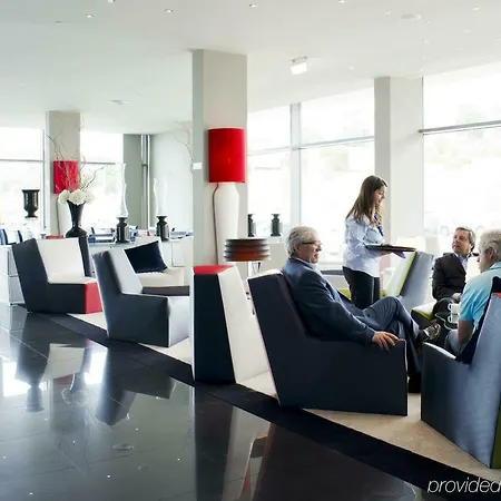 Express Lisbon Alfragide By Ihg Hotell Carnaxide
