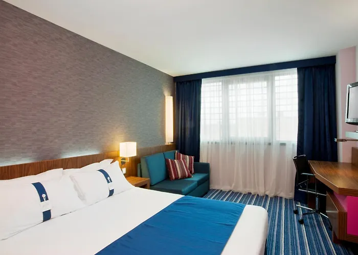 Express Lisbon Alfragide By Ihg Hotel Carnaxide