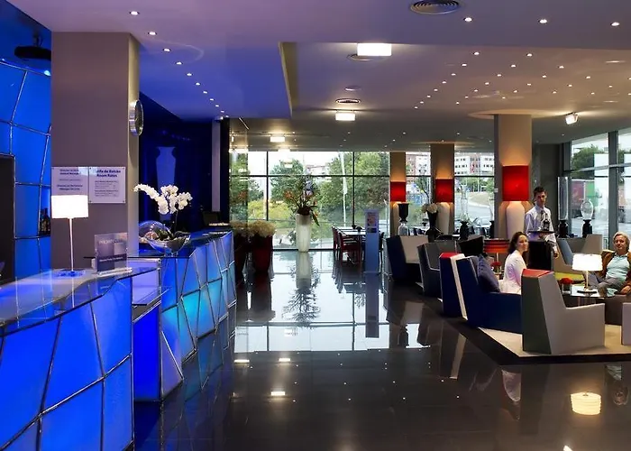 Express Lisbon Alfragide By Ihg Hotel Carnaxide