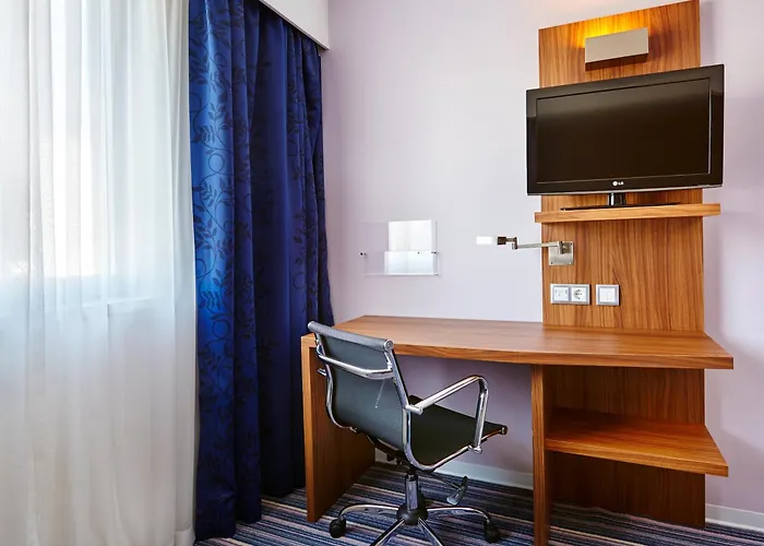 Express Lisbon Alfragide By Ihg