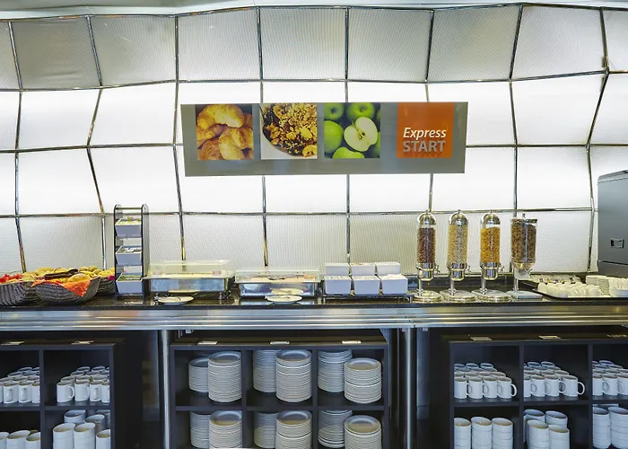 Express Lisbon Alfragide By Ihg Hotel 3*