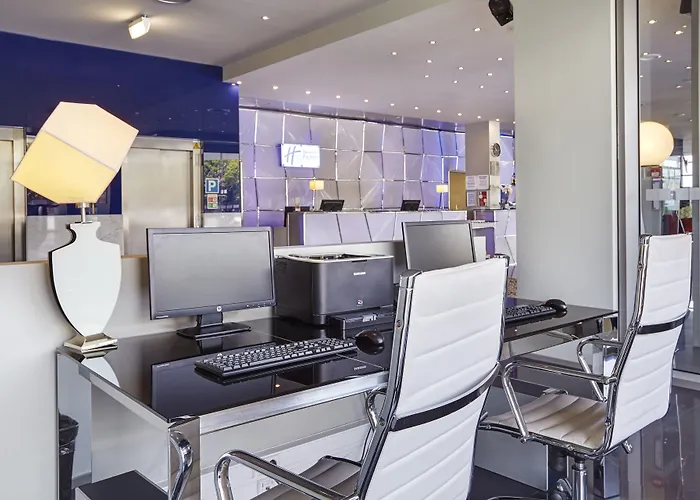 Express Lisbon Alfragide By Ihg