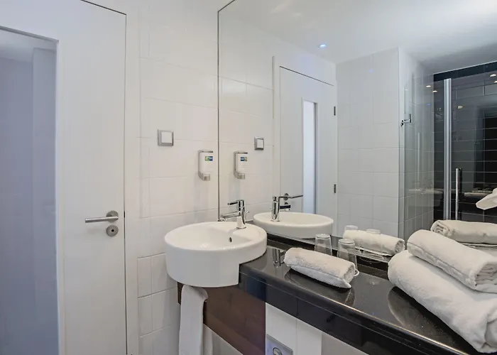 Express Lisbon Alfragide By Ihg 3* Carnaxide