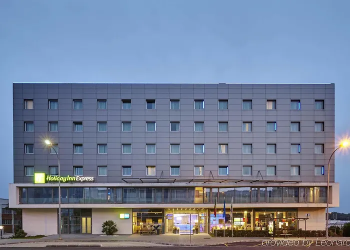 Express Lisbon Alfragide By Ihg Hotel