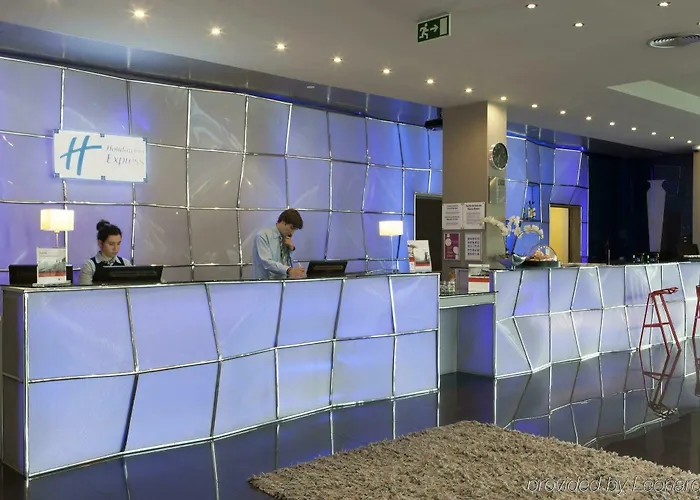 Express Lisbon Alfragide By Ihg Hotel 3*